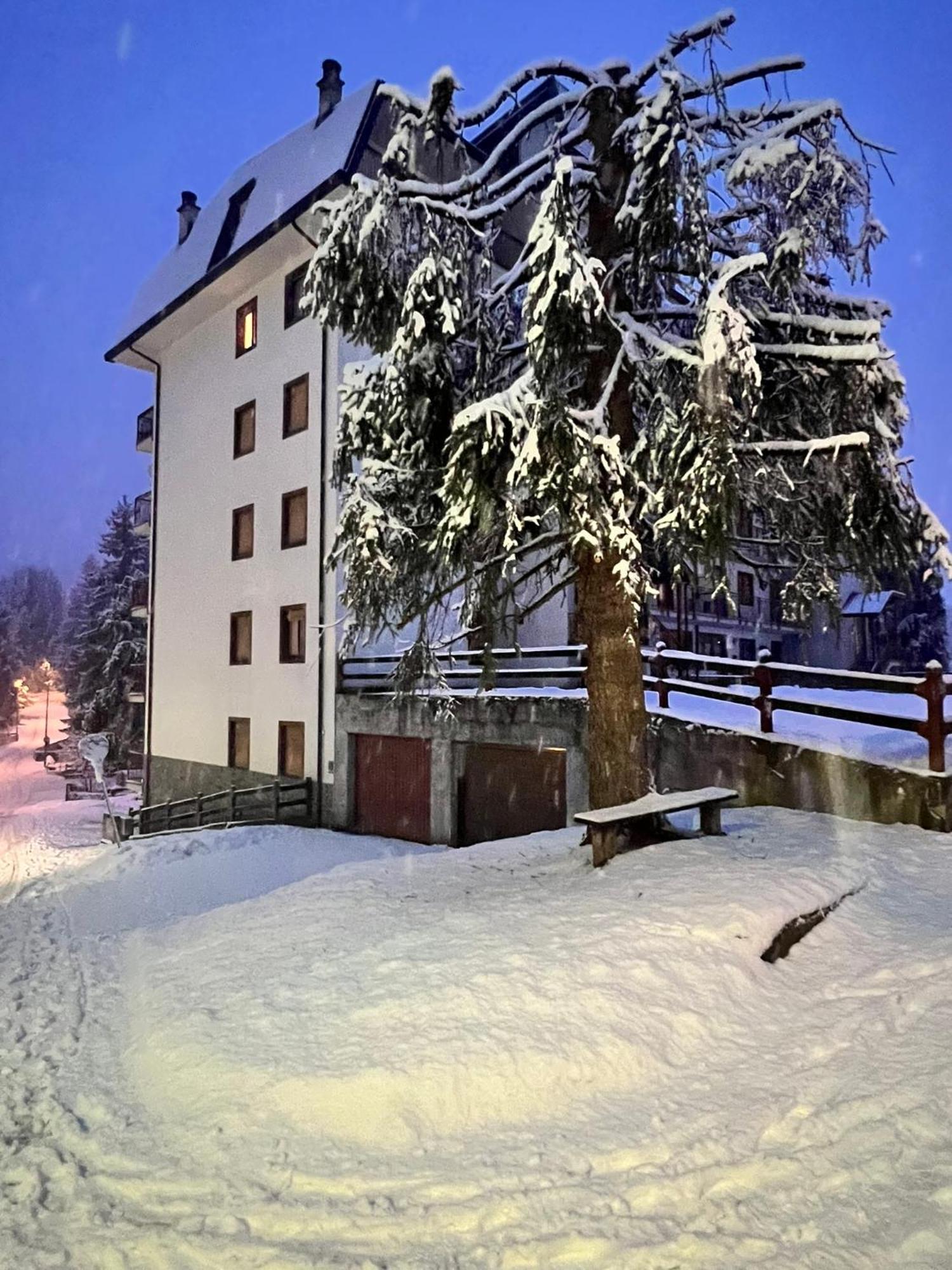 Appartamento Aprica 2.0 Luaran gambar